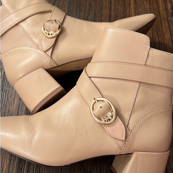 Coach Nadia Boot - Picture 2 of 12
